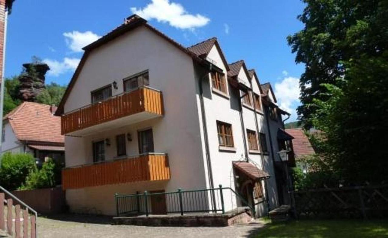 Pension - Gaestehaus Zum Pfaelzerwald Hinterweidenthal 外观 照片