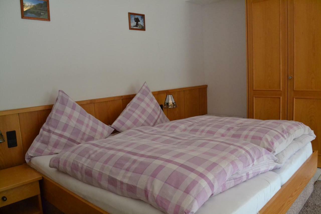Pension - Gaestehaus Zum Pfaelzerwald Hinterweidenthal 外观 照片
