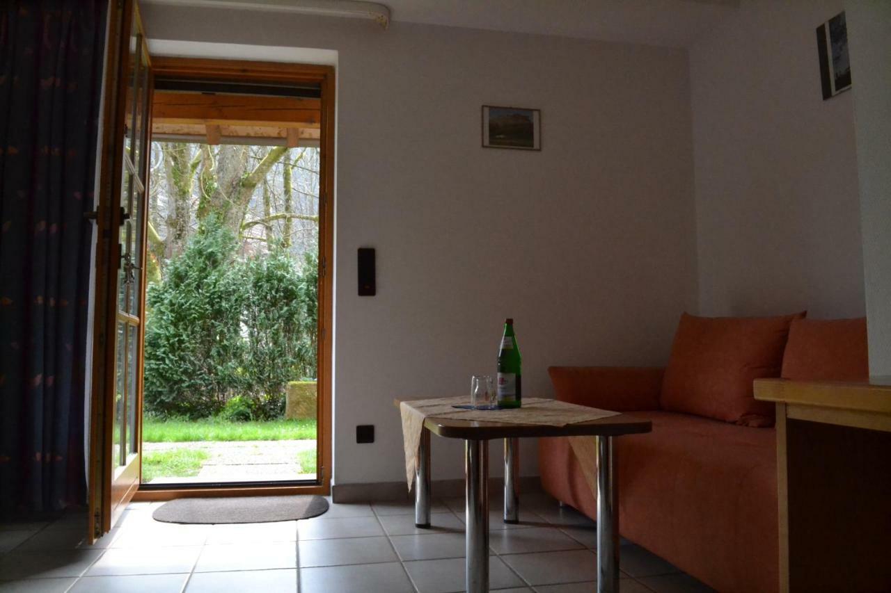 Pension - Gaestehaus Zum Pfaelzerwald Hinterweidenthal 外观 照片